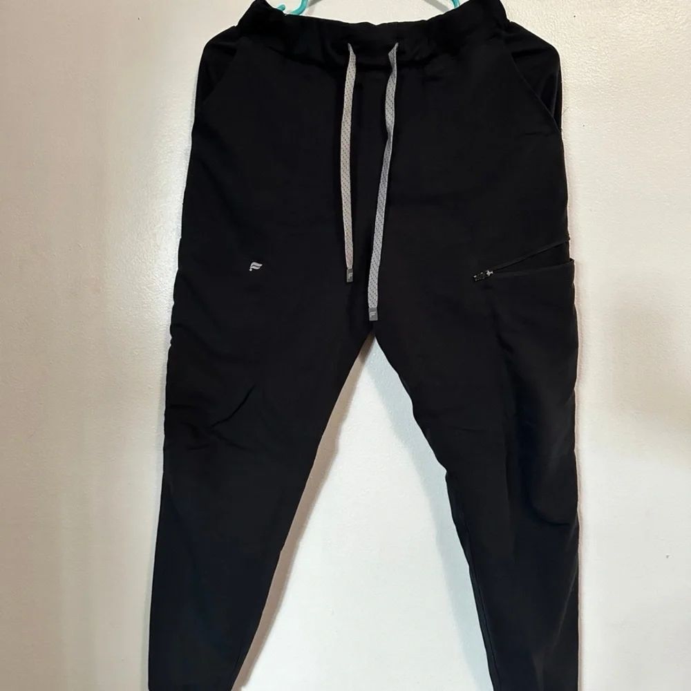 Fabletics Black Scrub Set Size Small | V-Neck Medical Uniform Set